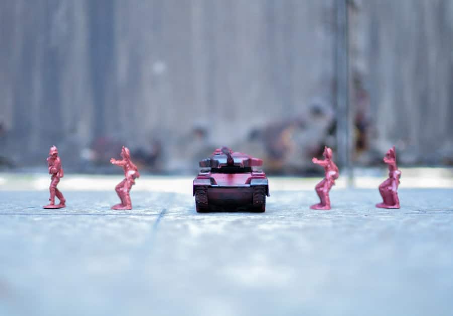 Miniature worlds